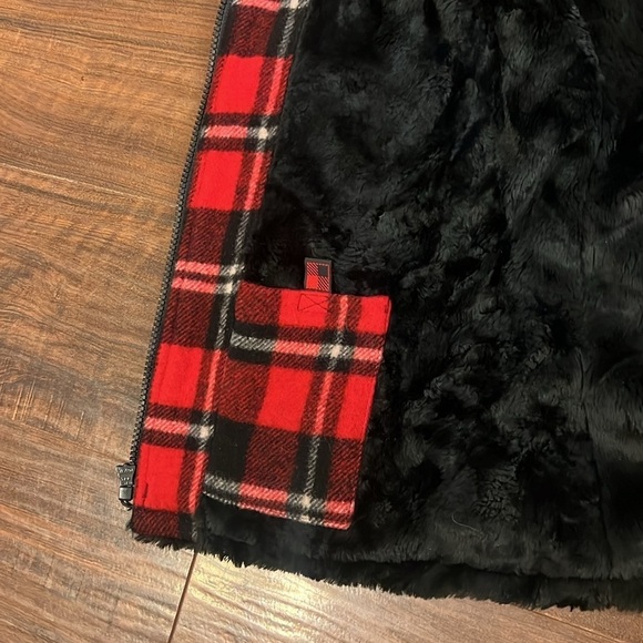 Woolrich Women’s Zip Up Faux Fur Lined Wool Vest, Sz. Medium - Picture 8 of 11